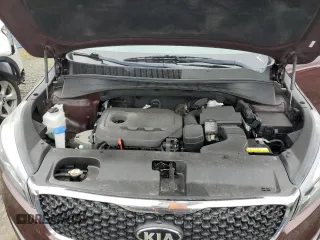 2017 Kia Sorento LX with VIN 5XYPGDA32HG261498, listed as a Copart auction lot 58958185 with 129,744 mi miles and Clean title. Bid and sale history available at DreamBid. Image 12.