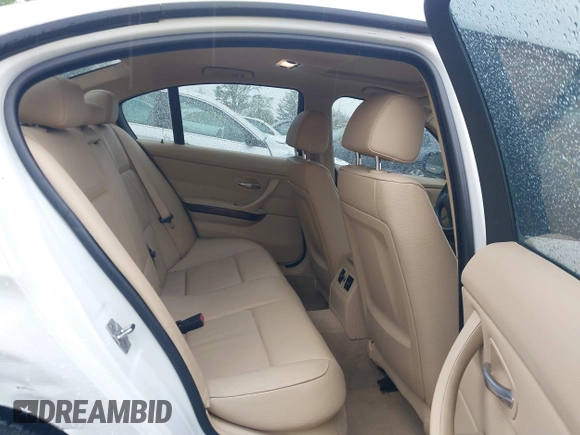 2010 BMW 3 Series 328i with VIN WBAPH7G59ANM52662, listed as a IAAI auction lot 42170338 with 163,648 mi miles and . Bid and sale history available at carsss.com. Image 8.