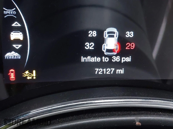 2019 Jeep Grand Cherokee Summit with VIN 1C4RJFJGXKC669686, listed as a IAAI auction lot 41465553 with 72,127 mi miles. Bid and sale history available at carsss.com. Image 15.
