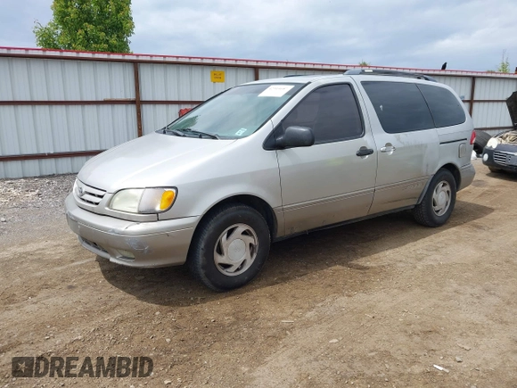 2001 Toyota Sienna LE with VIN 4T3ZF13C91U395004, listed as a IAAI auction lot 42314687 with Not provided miles and . Bid and sale history available at DreamBid. Image 2.