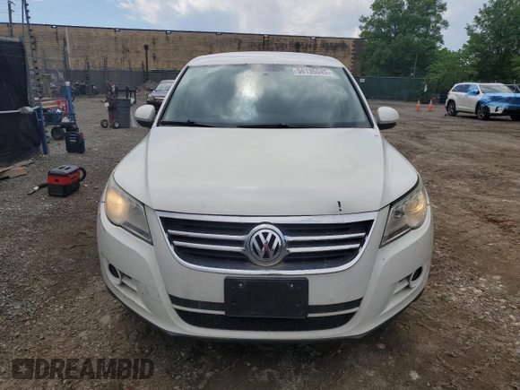 2011 Volkswagen Tiguan SEL w/Premium Navi with VIN WVGAV7AX6BW521178, listed as a Copart auction lot 56135045 with 155,438 mi miles and Clean title. Bid and sale history available at DreamBid. Image 5.