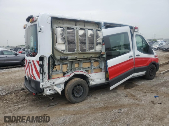2021 Ford Transit z VIN 1FDBR1CG2MKA65340, wystawiony jako Copart lot #56920445 z przebiegiem Nie podano mil oraz Szkoda całkowita • Salvage title. Historia ofert i sprzedaży dostępna na DreamBid. Obrazek 3.