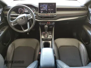 2024 Jeep Compass Trailhawk z VIN 3C4NJDDN1RT144852, wystawiony jako Copart lot #59986935 z przebiegiem 33 629 mil mil oraz Czysty tytuł • Clean title. Historia ofert i sprzedaży dostępna na DreamBid. Obrazek 8.