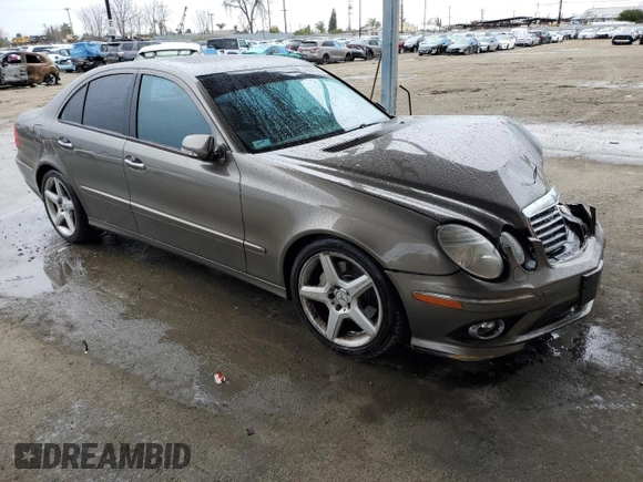 2009 Mercedes-Benz E-Class Luxury 3.5L with VIN WDBUF56X09B384525, listed as a Copart auction lot 48592155 with 93,272 mi miles and Salvage Title. Bid and sale history available at carsss.com. Image 4.