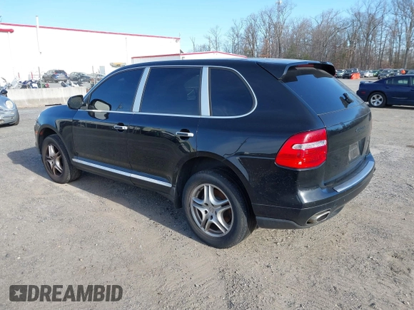 2010 Porsche Cayenne z VIN WP1AA2AP1ALA01214, wystawiony jako IAAI lot #41714362 z przebiegiem Nie podano mil oraz . Historia ofert i sprzedaży dostępna na DreamBid. Obrazek 3.