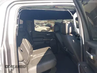 2019 GMC Sierra 1500 SLT z VIN 3GTP8DED7KG308047, wystawiony jako IAAI lot #41978970 z przebiegiem 112 662 mil mil oraz . Historia ofert i sprzedaży dostępna na DreamBid. Obrazek 8.