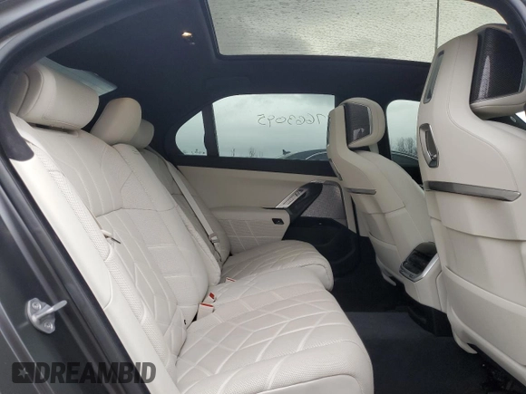 2024 BMW 7 Series 760i xDrive with VIN WBA33EJ08RCR61308, listed as a Copart auction lot 47663095 with 16,294 mi miles and Salvage title. Bid and sale history available at DreamBid. Image 10.