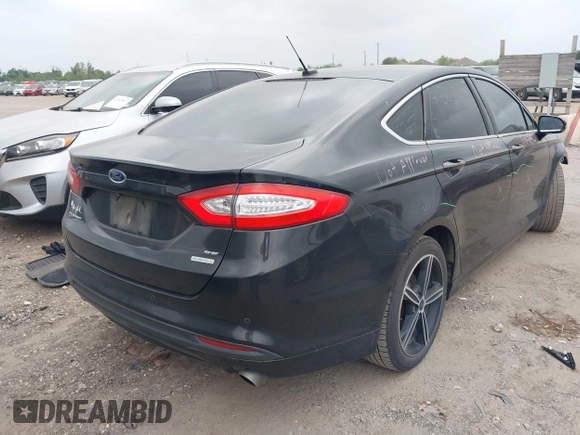 2015 Ford Fusion SE with VIN 3FA6P0HD2FR292682, listed as a IAAI auction lot 41930954 with 127,361 mi miles. Bid and sale history available at carsss.com. Image 4.