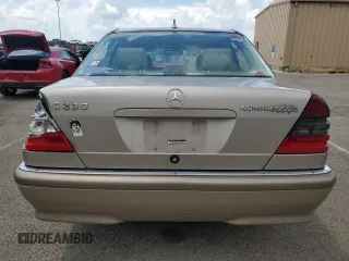 2000 Mercedes-Benz C 230 Kompressor с VIN WDBHA24G9YA806300, выставлен на аукционе Copart как лот 61999505 с пробегом 113 036 миль миль и Списание • Salvage title. История ставок и продаж доступна на DreamBid. Изображение 6.