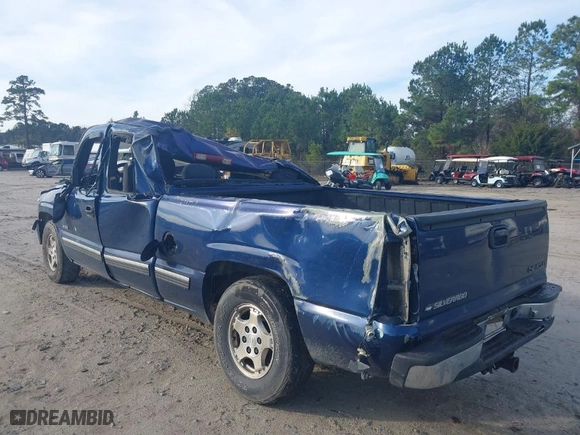 2000 Chevrolet Silverado 1500 LS with VIN 2GCEC19TXY1104785, listed as a IAAI auction lot 41200195 with 1 mi miles. Bid and sale history available at carsss.com. Image 3.