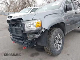 2022 GMC Canyon 4WD AT4 with VIN 1GTG6FENXN1187138, listed as a IAAI auction lot 41504228 with 2,901 mi miles and . Bid and sale history available at DreamBid. Image 17.