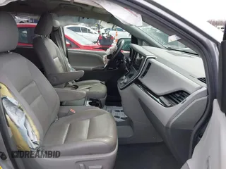 2017 Toyota Sienna XLE Auto Access Seat with VIN 5TDYZ3DC9HS795220, listed as a IAAI auction lot 41641227 with 86,336 mi miles and . Bid and sale history available at DreamBid. Image 5.
