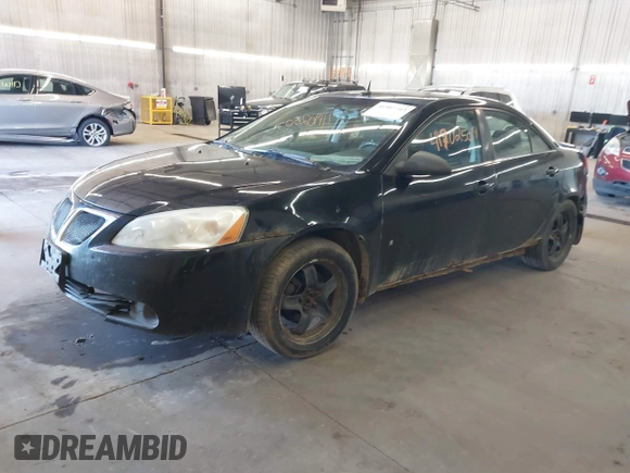 2008 Pontiac G6 with VIN 1G2ZG57B684157371, listed as a IAAI auction lot 41902504 with 188,507 mi miles. Bid and sale history available at carsss.com. Image 2.