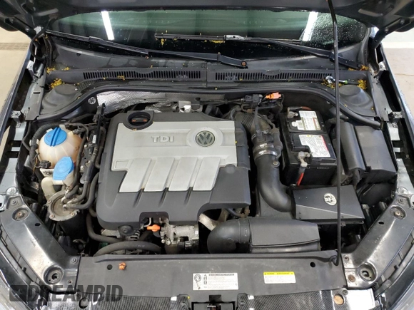 2013 Volkswagen Jetta TDI w/Premium с VIN 3VWLL7AJ0DM385046, выставлен на аукционе Copart как лот 55612265 с пробегом 115 955 миль миль и Списание • Salvage title. История ставок и продаж доступна на DreamBid. Изображение 11.