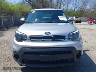 2018 Kia Soul with VIN KNDJN2A20J7581140, listed as a IAAI auction lot 41962548 with 86,497 mi miles. Bid and sale history available at carsss.com. Image 12.