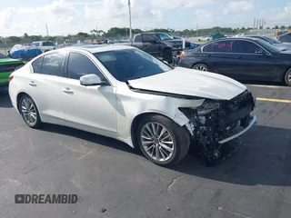 2022 Infiniti Q50 Luxe with VIN JN1EV7BRXNM341842, listed as a IAAI auction lot 42458280 with 30,717 mi miles and . Bid and sale history available at DreamBid. Image 1.