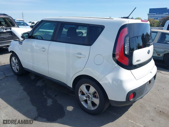 2018 Kia Soul with VIN KNDJN2A29J7892050, listed as a IAAI auction lot 41847303 with 104,332 mi miles. Bid and sale history available at carsss.com. Image 3.