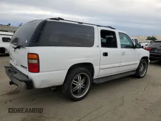 2002 Chevrolet Suburban Z71 with VIN 3GNFK16T12G337293, listed as a Copart auction lot 45226565 with 254,901 mi miles and Salvage Title. Bid and sale history available at carsss.com. Image 3.
