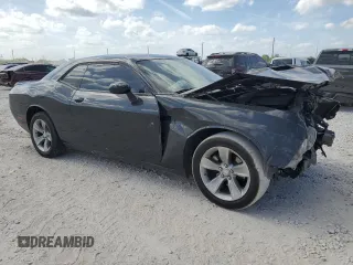 2019 Dodge Challenger SXT z VIN 2C3CDZAG3KH727458, wystawiony jako Copart lot #55354915 z przebiegiem 93 970 mil mil oraz Nie do naprawy • Non repairable. Historia ofert i sprzedaży dostępna na DreamBid. Obrazek 4.
