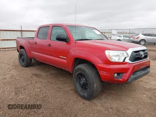 2015 Toyota Tacoma with VIN 3TMMU4FN1FM075649, listed as a IAAI auction lot 40813472 with 179,226 mi miles. Bid and sale history available at carsss.com. Image 1.