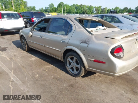 2000 Nissan Maxima GXE with VIN JN1CA31D4YT556029, listed as a IAAI auction lot 42160508 with 227,696 mi miles and . Bid and sale history available at DreamBid. Image 3.