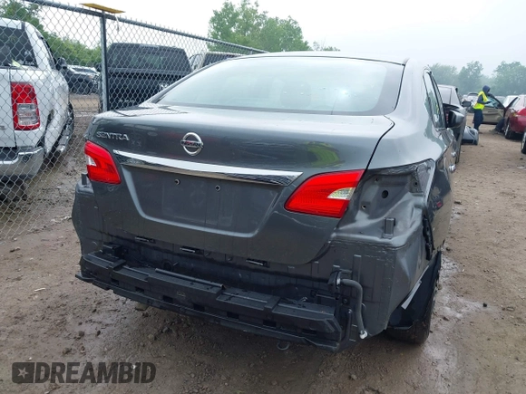 2017 Nissan Sentra S z VIN 3N1AB7AP3HY255605, wystawiony jako IAAI lot #42431005 z przebiegiem 168 152 mil mil oraz . Historia ofert i sprzedaży dostępna na DreamBid. Obrazek 6.