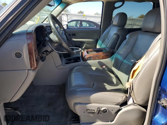2003 GMC Sierra 3500 SLT z VIN 1GTJC33113F121042, wystawiony jako Copart lot #73668454 z przebiegiem 246 510 mil mil oraz Szkody całkowita. Historia ofert i sprzedaży dostępna na DreamBid. Obrazek 7.