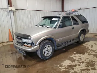 1999 Chevrolet Blazer LS с VIN 1GNCT18W8XK128169, выставлен на аукционе Copart как лот 44260965 с пробегом 104 790 миль миль и Списание • Salvage title. История ставок и продаж доступна на DreamBid. Изображение 1.