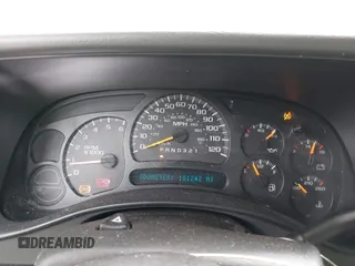 2006 Chevrolet Tahoe LS with VIN 1GNEC13T06J113532, listed as a IAAI auction lot 41955787 with 181,242 mi miles. Bid and sale history available at carsss.com. Image 7.
