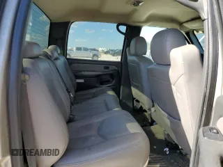 2003 GMC Sierra 1500HD SLE z VIN 1GTGC13U43F146395, wystawiony jako Copart lot #70795454 z przebiegiem 303 653 mil mil oraz Szkody całkowita. Historia ofert i sprzedaży dostępna na DreamBid. Obrazek 10.