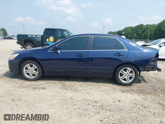 2006 Honda Accord EX-L с VIN 1HGCM56816A016403, выставлен на аукционе IAAI как лот 42380667 с пробегом 243 674 миль миль и . История ставок и продаж доступна на DreamBid. Изображение 15.