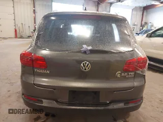 2012 Volkswagen Tiguan SE with VIN WVGBV7AX6CW093750, listed as a IAAI auction lot 42329775 with 117,509 mi miles and . Bid and sale history available at DreamBid. Image 16.