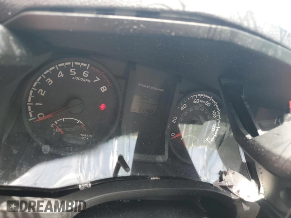 2017 Toyota Tacoma SR5 with VIN 5TFCZ5AN2HX102011, listed as a Copart auction lot 60784795 with 61,742 mi miles and Salvage title. Bid and sale history available at DreamBid. Image 9.