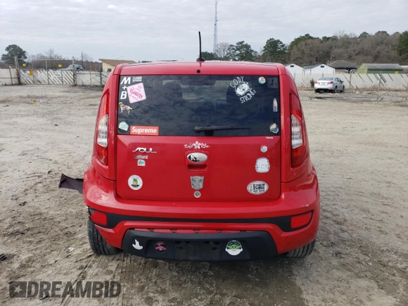 2013 Kia Soul ! with VIN KNDJT2A61D7624560, listed as a Copart auction lot 50807675 with 137,094 mi miles and Salvage Title. Bid and sale history available at carsss.com. Image 6.