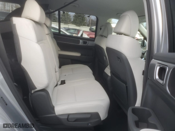 2024 Hyundai Santa Fe SE with VIN 5NMP1DGL0RH043611, listed as a Copart auction lot 82704414 with 1,676 mi miles and Non Repairable. Bid and sale history available at carsss.com. Image 11.