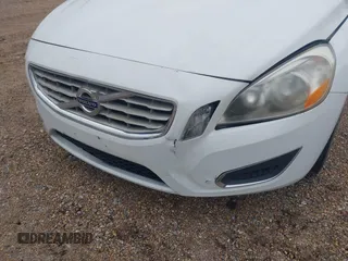 2012 Volvo S60 T5 с VIN YV1622FS6C2133602, выставлен на аукционе IAAI как лот 41041674 с пробегом 189 681 миль миль и . История ставок и продаж доступна на DreamBid. Изображение 12.