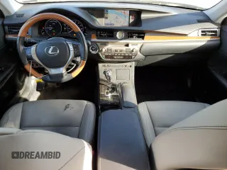2013 Lexus ES 300h z VIN JTHBW1GG2D2018105, wystawiony jako Copart lot #45091035 z przebiegiem 182 016 mil mil oraz Szkoda całkowita • Salvage title. Historia ofert i sprzedaży dostępna na DreamBid. Obrazek 8.