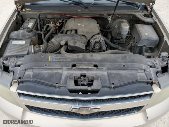 2008 Chevrolet Suburban LT w/3LT with VIN 3GNFC16098G143610, listed as a Copart auction lot 52948285 with 246,589 mi miles and Salvage Title. Bid and sale history available at carsss.com. Image 12.