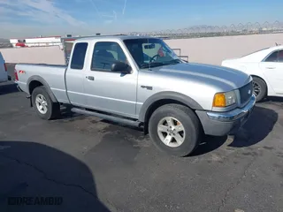 2003 Ford Ranger XL Fleet with VIN 1FTZR45EX3PA37013, listed as a IAAI auction lot 42088595 with 194,028 mi miles. Bid and sale history available at carsss.com. Image 1.