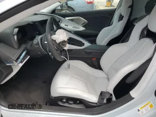 2024 Chevrolet Corvette 3LT z VIN 1G1YC2D48R5107079, wystawiony jako Copart lot #51450895 z przebiegiem 4 439 mil mil oraz Szkoda całkowita • Salvage title. Historia ofert i sprzedaży dostępna na DreamBid. Obrazek 7.