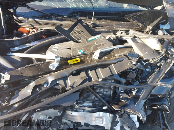 2023 BMW X5 xDrive45e z VIN 5UXTA6C02P9P59732, wystawiony jako IAAI lot #40713343 z przebiegiem Nie podano mil oraz . Historia ofert i sprzedaży dostępna na DreamBid. Obrazek 10.