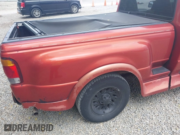 1999 Ford Ranger XL with VIN 1FTYR10C8XPA61560, listed as a IAAI auction lot 42683645 with 186,681 mi miles and . Bid and sale history available at DreamBid. Image 12.