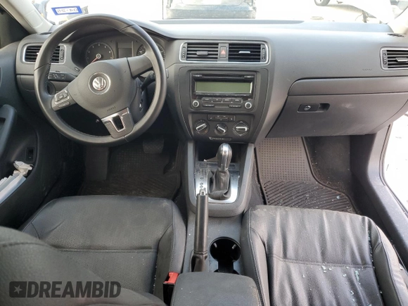2011 Volkswagen Jetta SE with VIN 3VWDX7AJ9BM367019, listed as a Copart auction lot 84327534 with Not provided miles and Salvage title. Bid and sale history available at DreamBid. Image 8.