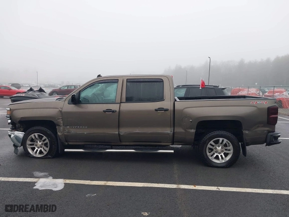 2014 Chevrolet Silverado 1500 LT with VIN 3GCUKREC6EG158106, listed as a IAAI auction lot 41053248 with 139,597 mi miles. Bid and sale history available at carsss.com. Image 14.