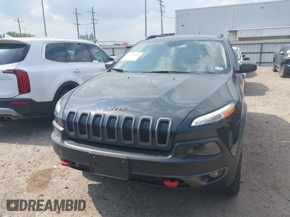 2016 Jeep Cherokee Trailhawk z VIN 1C4PJMBS0GW300131, wystawiony jako IAAI lot #42439009 z przebiegiem 173 571 mil mil oraz . Historia ofert i sprzedaży dostępna na DreamBid. Obrazek 12.