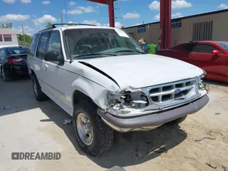 1995 Ford Explorer Eddie Bauer z VIN 1FMDU34X8SUC30858, wystawiony jako IAAI lot #41899260 z przebiegiem 85 842 mil mil oraz . Historia ofert i sprzedaży dostępna na DreamBid. Obrazek 1.