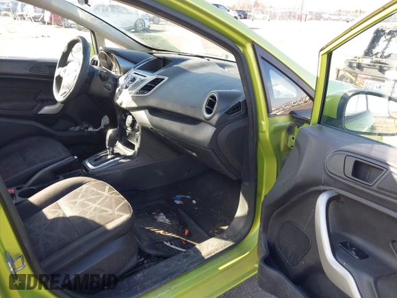 2013 Ford Fiesta SE with VIN 3FADP4EJ2DM162551, listed as a IAAI auction lot 41775724 with 166,750 mi miles. Bid and sale history available at carsss.com. Image 5.