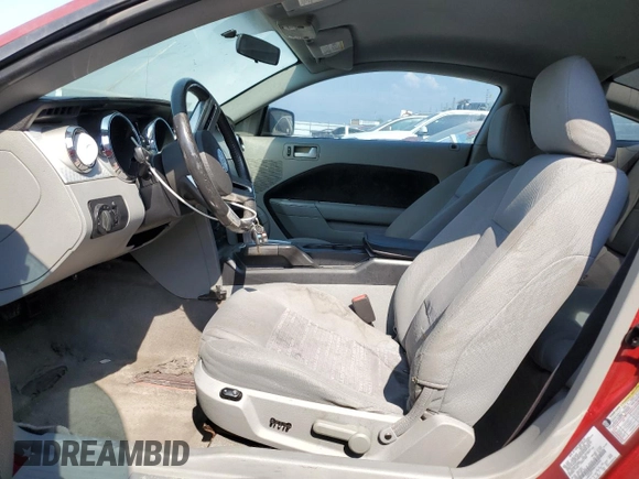2006 Ford Mustang Standard with VIN 1ZVFT80N865136462, listed as a Copart auction lot 65148945 with 199,173 mi miles and Clean title. Bid and sale history available at DreamBid. Image 7.