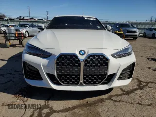 2022 BMW 4 Series 430i with VIN WBA63AV0XNFM13254, listed as a Copart auction lot 45221025 with 27,905 mi miles and Salvage title. Bid and sale history available at DreamBid. Image 5.