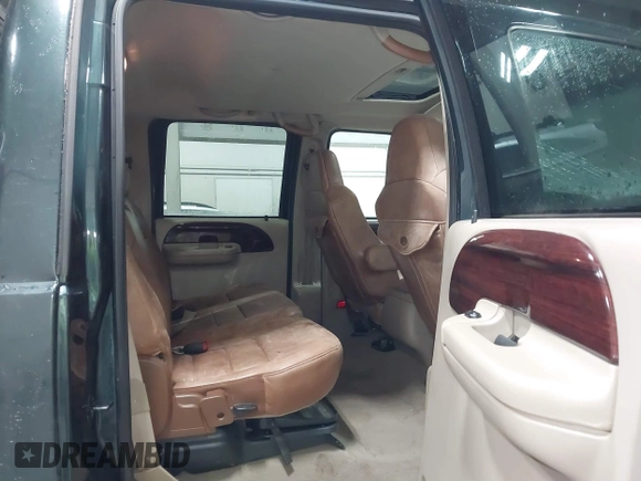 2005 Ford F-250 XL with VIN 1FTSW21585EC81293, listed as a IAAI auction lot 41449981 with 137,511 mi miles and . Bid and sale history available at DreamBid. Image 8.